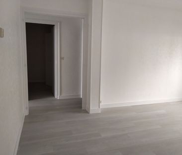 Location Appartement 3 pièces 67m² - Photo 6