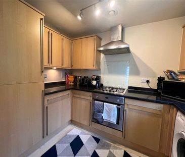 2 bedroom flat to rent - Photo 6