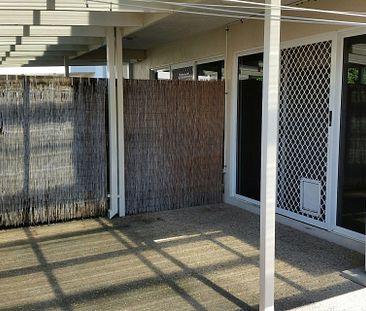 9/8 Gleeson Street, Hermit Park. - Photo 3