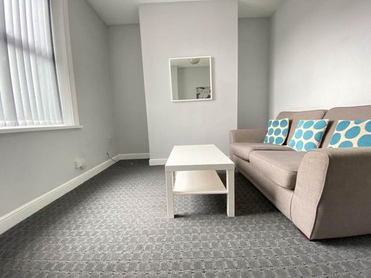 2 bedroom house to rent - Photo 1