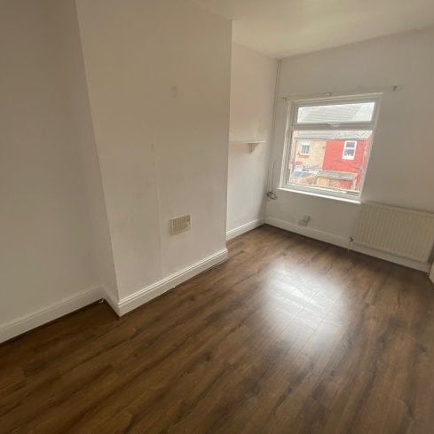 Kingsley Road, Ellesmere Port - Photo 1