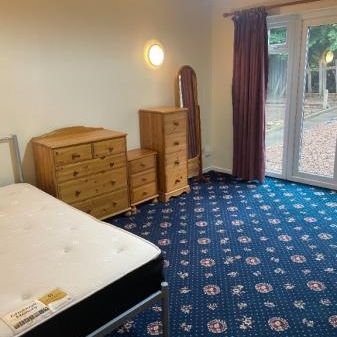 Montpelier Road, Dunkirk, Nottingham, NG7 - Photo 1