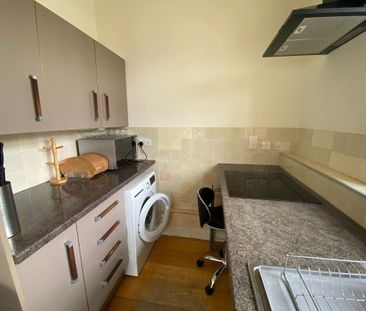 2 bedroom detached house to rent - Photo 3