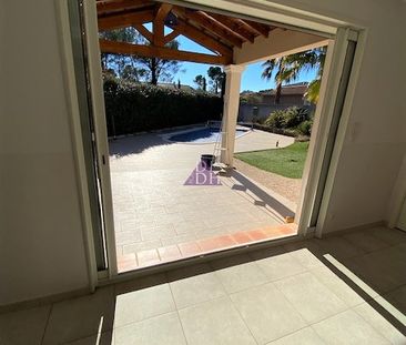 Villa climatisée avec piscine 5 chambres - Photo 4