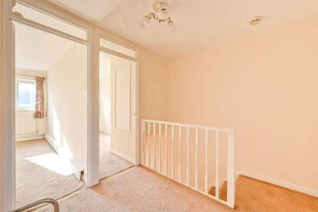 Leicester Road, New Barnet, EN5 - Photo 3