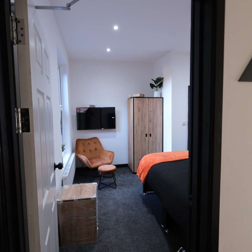 En-suite rooms near Coventry centre - Photo 1