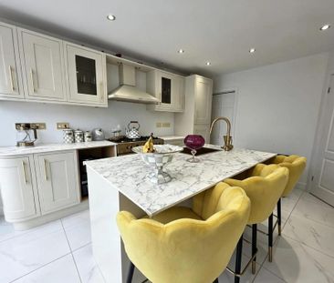 2 bedroom semi-detached house to rent - Photo 3