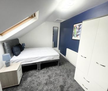 De Lacy Mount (room 6), Kirkstall, Leeds - Photo 3
