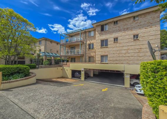 “Stylish Living in the Heart of Parramatta!!!!” - Photo 1