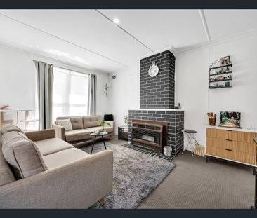 Low-Maintenance Living in a Convenient Norlane Location - Photo 1