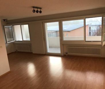 Gemütliche 4.5-Zimmer-Wohnung mit Balkon - Photo 2