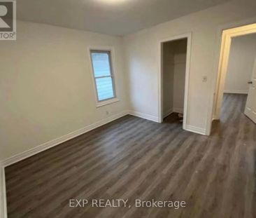 5051 HURON STREET S - Photo 1