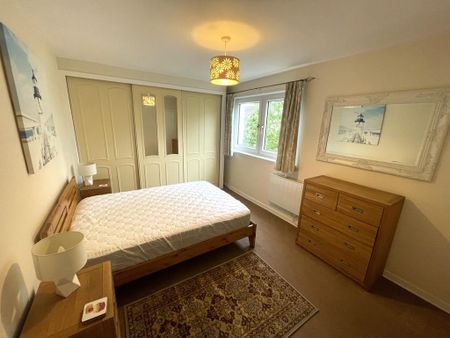 2 bedroom flat to rent - Photo 5