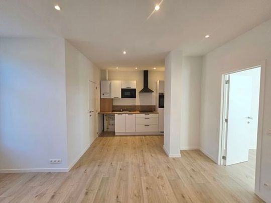 Appartement te huur - Photo 1