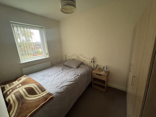 3 bedroom semi-detached house to rent - Photo 1