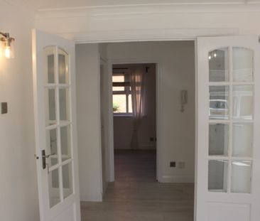 1 Bed Flat, Henry Doulton Drive, SW17 - Photo 4
