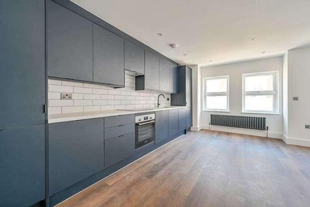 Winchester Street, Acton, W3 - Photo 4