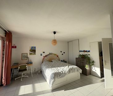 Location Appartement 1 pièce 36m² - Photo 2