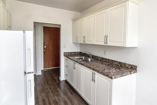 Granite Tower Apartments - Photo 1