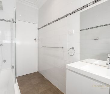 Charm and Character - Photo 2