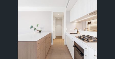 Executive 2 bedroom apartment with views - Photo 5