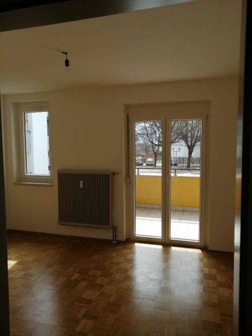 WINTERTAKTION!! 3 Monate mietfrei!! Familienwohnung mit Sonnenbalkon! - Foto 2