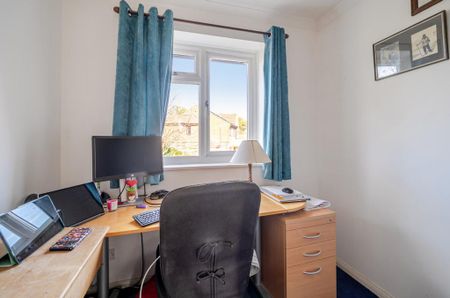 3 bedroom detached house to rent - Photo 5