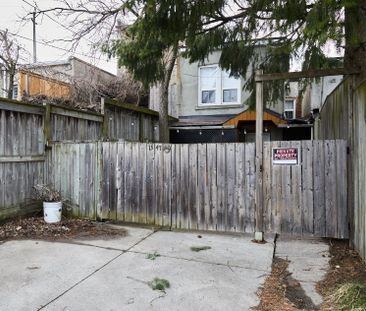 For Lease - 1547 Kingston Road Unit# Rear, Toronto, Ontario - Photo 3