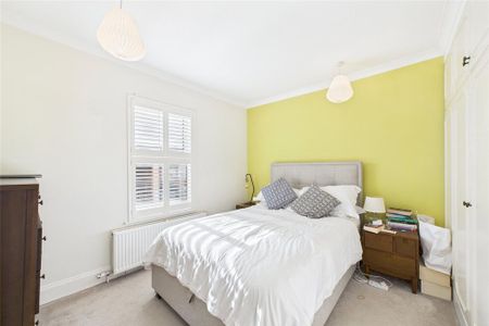 3 bedroom semi-detached house to rent - Photo 4