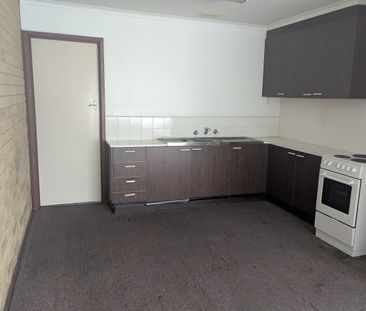 2/3 Bedford Road, Ringwood VIC 3134 - Apartment For Rent | Domain - Photo 4