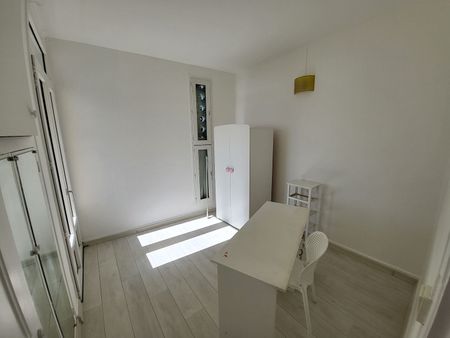 A LOUER - Bellepierre - Appartement T4 Meublé île de La Réunion - Photo 4