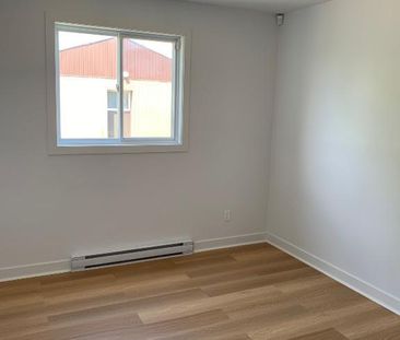 4½ – 2 chambres fermées – 3e étage – 1265$ – Juin ou juillet - Photo 4
