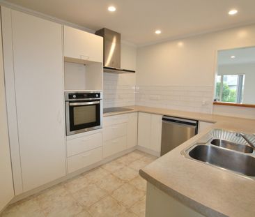 9 Judd Place, Orewa - Photo 6