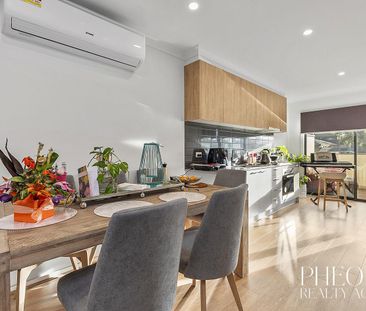 Modern 2 BEDROOM TOWNHOUSE PLUS STUDY - Photo 4