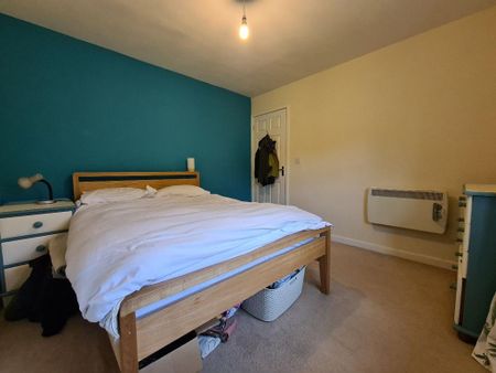 2 bedroom apartment to rent - Photo 4