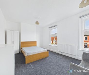 3 bedroom terraced house to rent - Photo 5