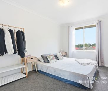 A LOVELY DOUBLE STORY FOUR BEDROOM TOWNHOUSE! - Photo 3