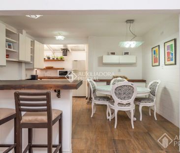 Apartamento com 2 quartos e 67m² para alugar em Menino Deus, Porto ... - Photo 1