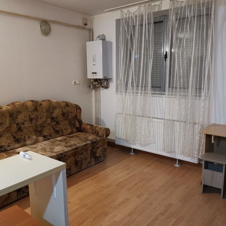 Inchiriere garsoniera Brancoveanu - Fotografie 1