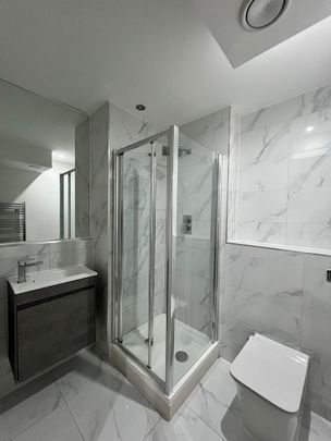 1 bedroom in a flat share to rent - Photo 1