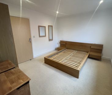 Cubitt Way - Photo 2