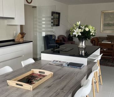 Appartement te huur in Genk voor € 950 met 2 slaapkamers - Photo 2