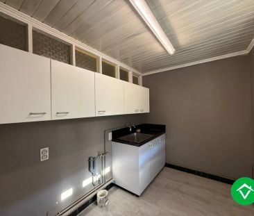 Gelijkvloerse woning met 3 slaapkamers, dubbele garage en tuin - Photo 5