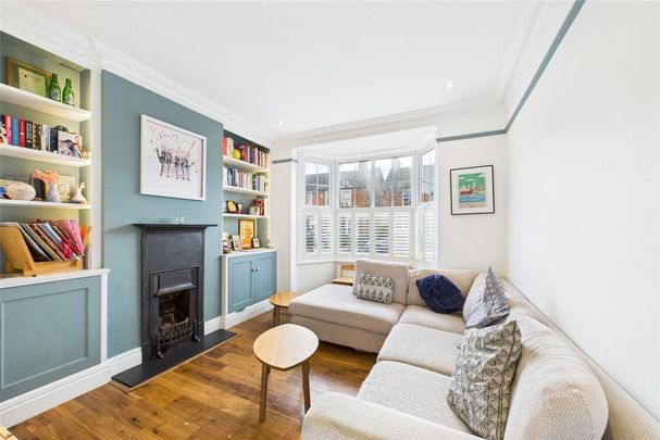 3 bedroom semi-detached house to rent - Photo 1