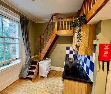 Studio Flat, St. Stephens Gardens, W2 - Photo 5
