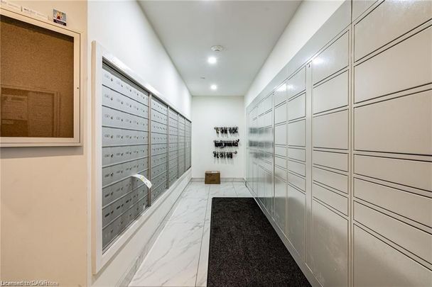 For Lease - 15 Queen Street Unit# 1403, Hamilton, Ontario - Photo 1