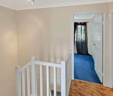 “Charming 3-Bedroom Townhouse in Forest Lake” - Photo 4