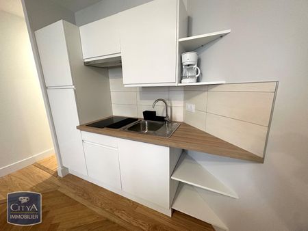 Location Appartement 1 pièce 33m² ST ETIENNE 42000 - Photo 5