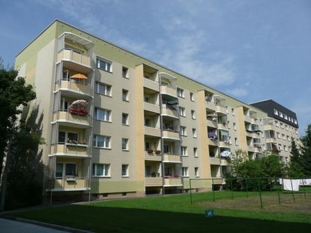 Einzug ab 01.05.2026 möglich. Natur pur! Und der Baggersee ist nur 1000 m entfernt! - Photo 2