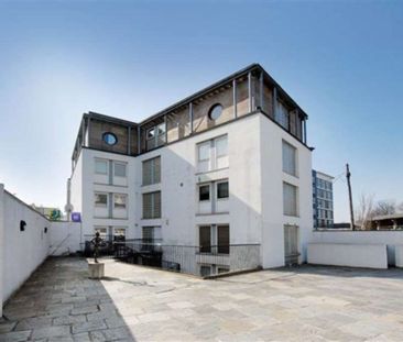 Grasmere Rd, Plaistow - Photo 2